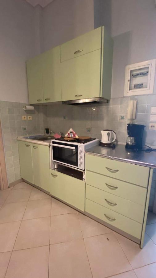 Cozy Minimal Apartment Пірей Екстер'єр фото