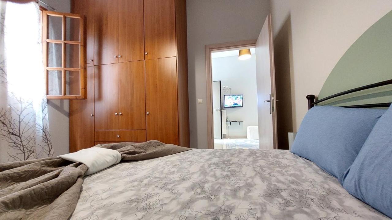 Cozy Minimal Apartment Пірей Екстер'єр фото